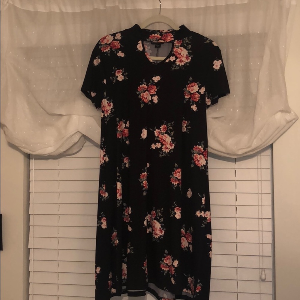 Black Floral T-Shirt Dress